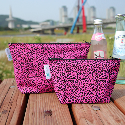 [Pouch] reopard pink